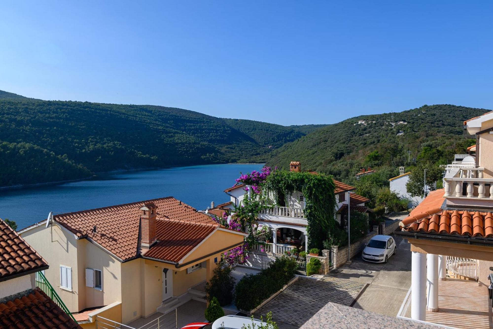 Apartments By The Sea Duga Luka - Prtlog, Labin - 2335 Exterior foto
